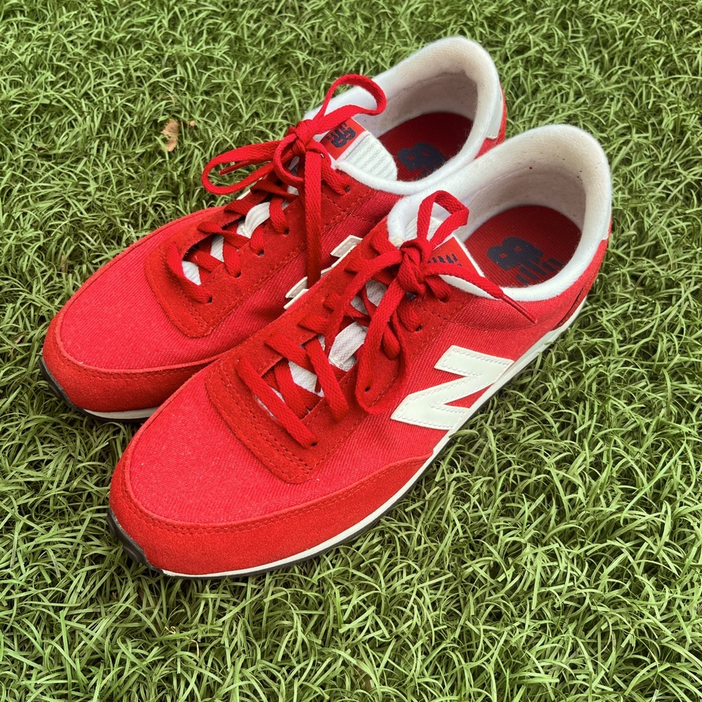 New Balance 410 Sneakers sz 8.5